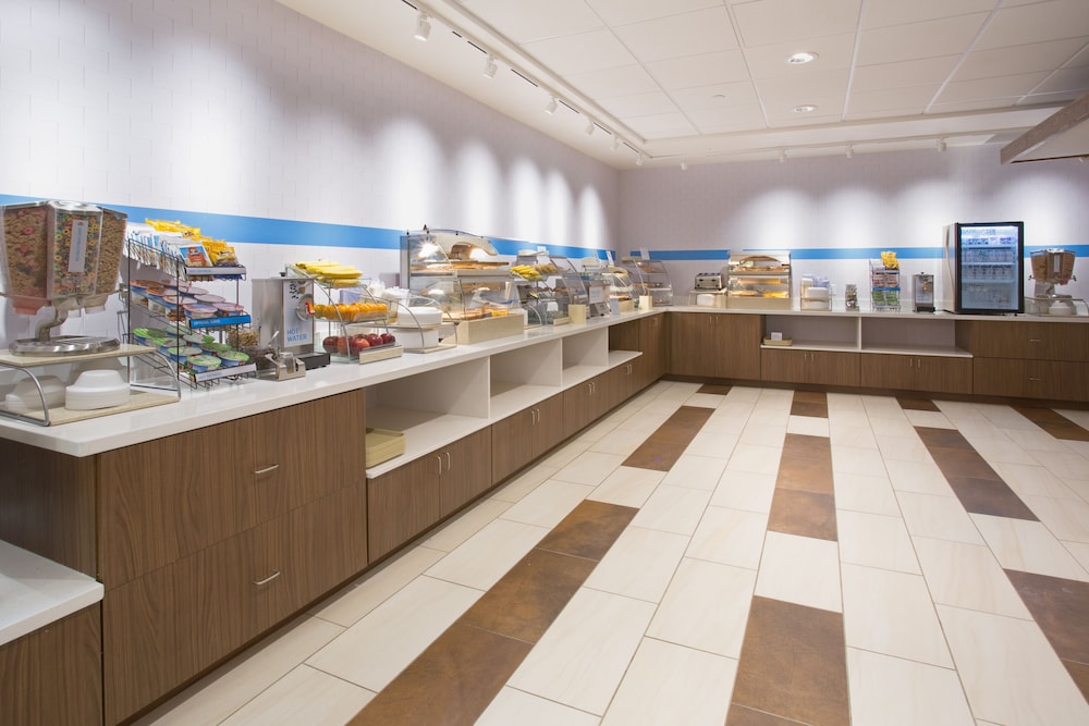 holiday inn express and suites duluth north miller
