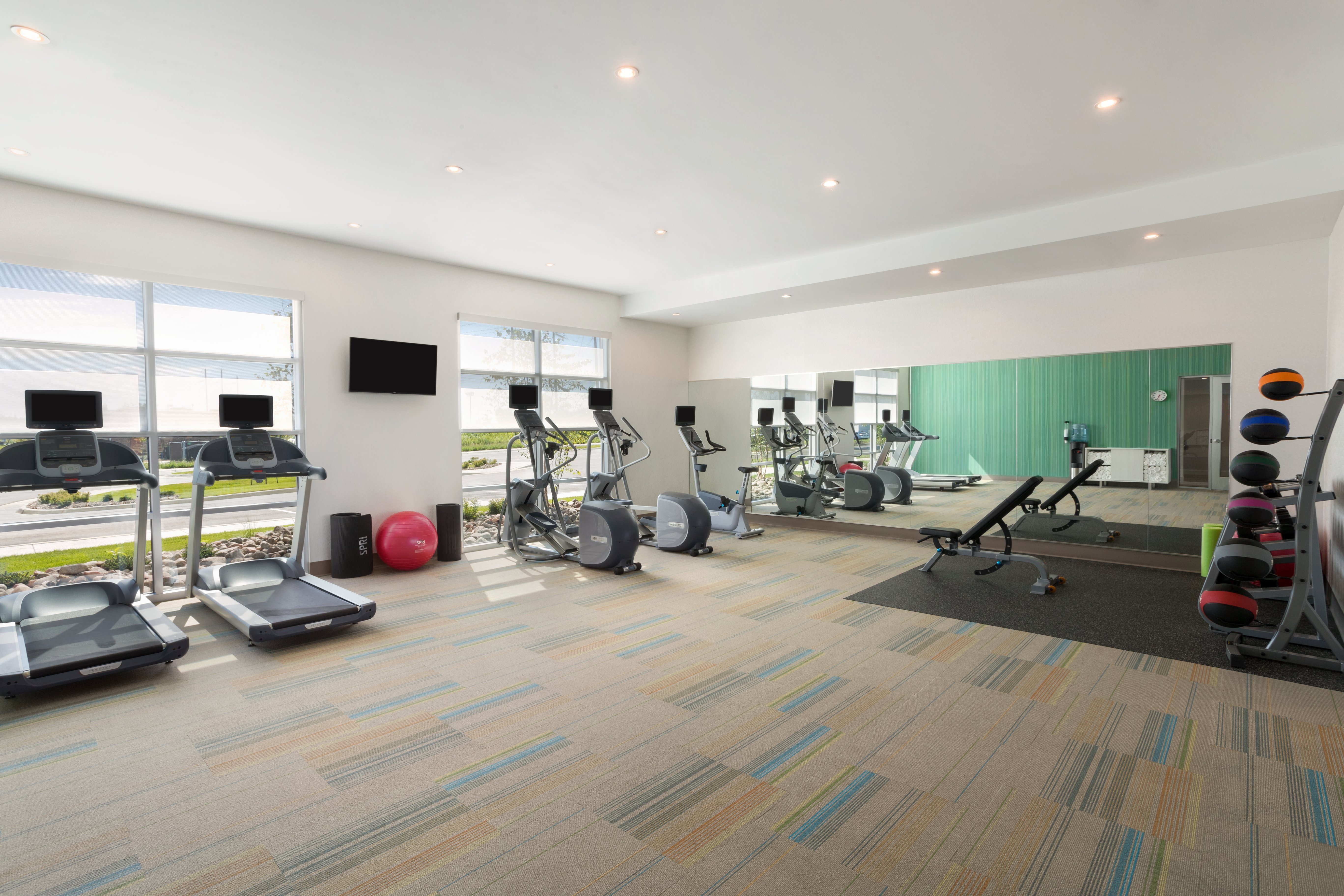 holiday inn express and suites duluth north miller