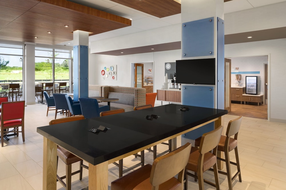 holiday inn express and suites duluth north miller