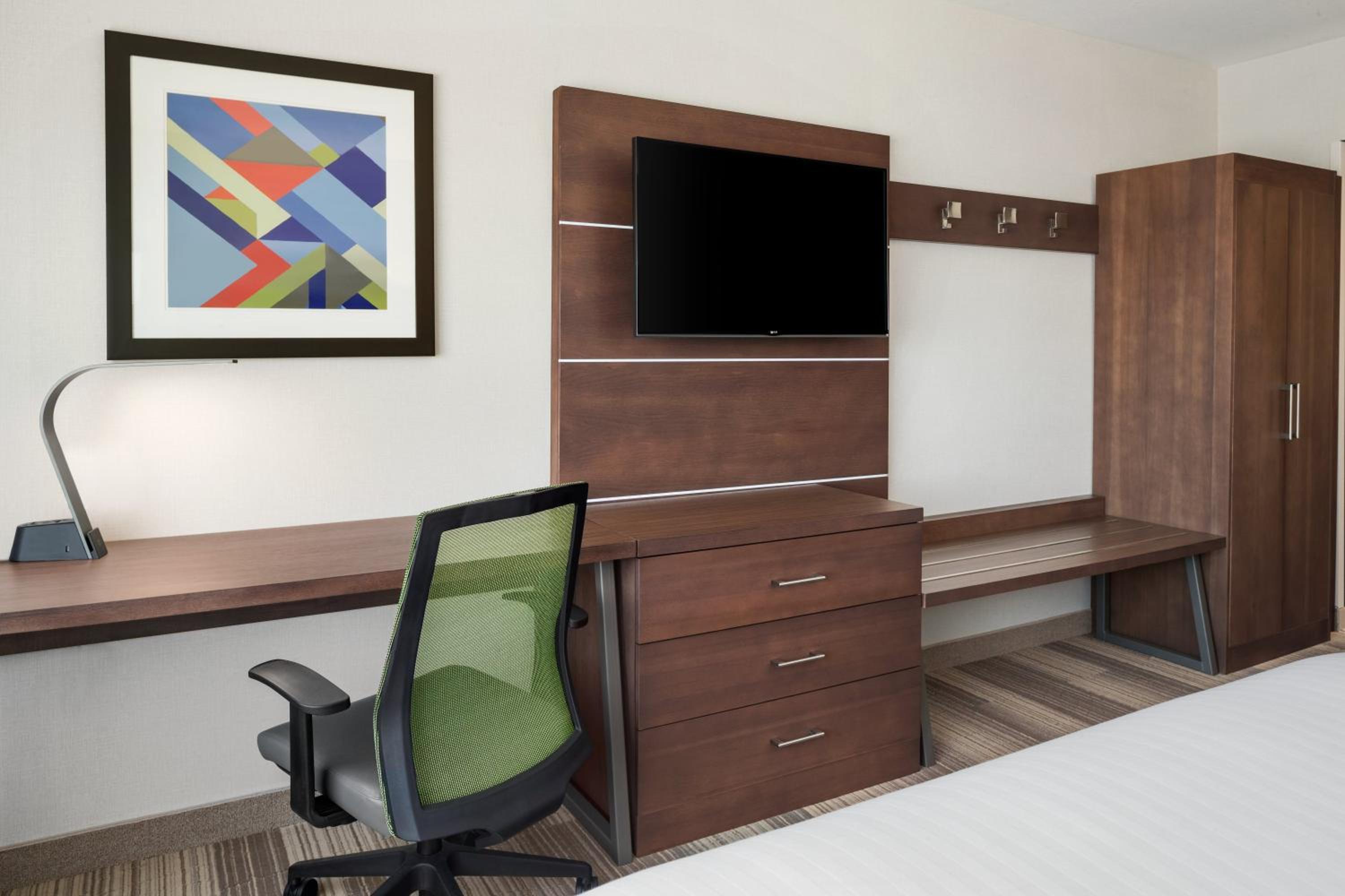 holiday inn express and suites duluth north miller
