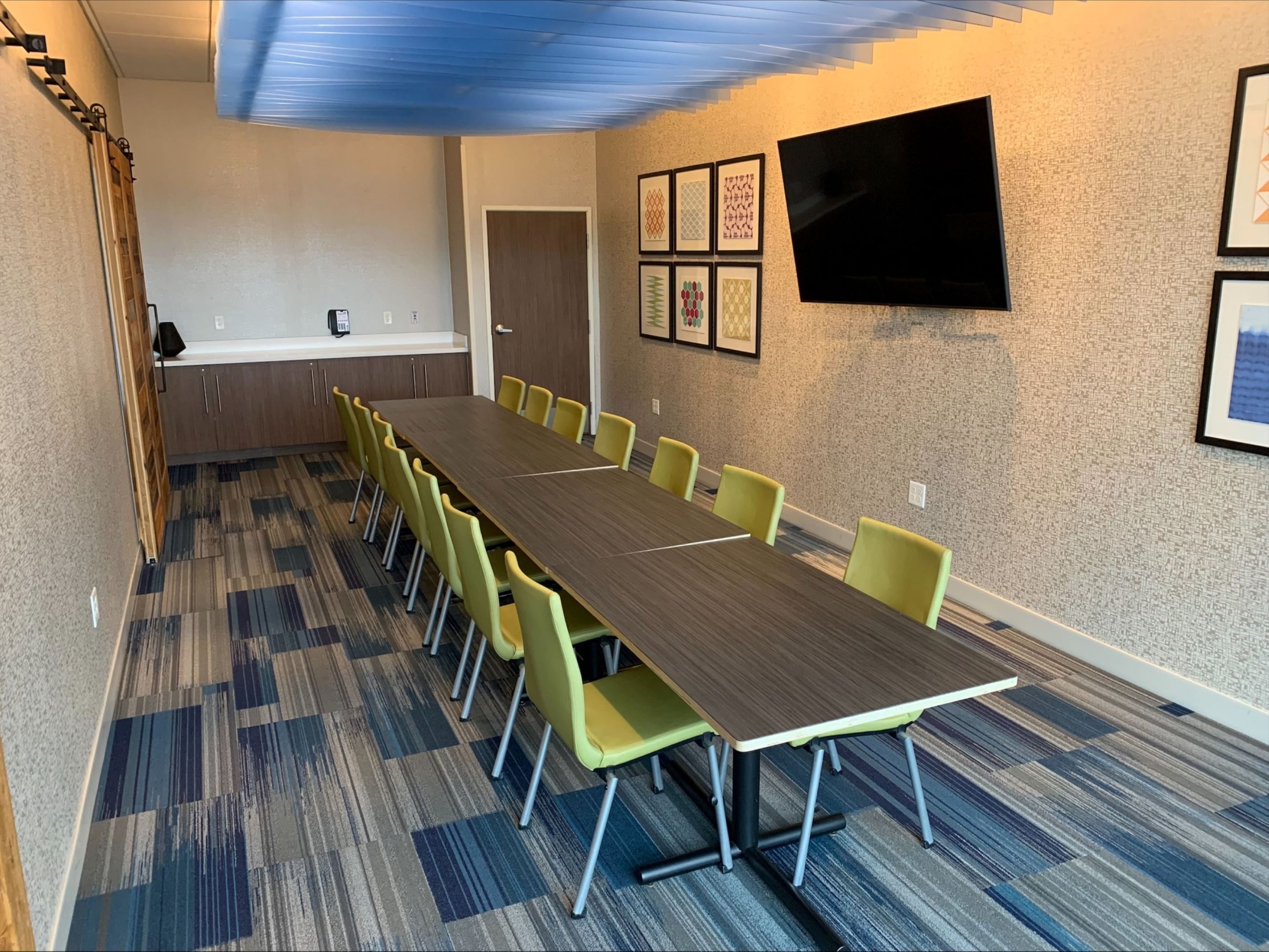 holiday inn express and suites duluth north miller