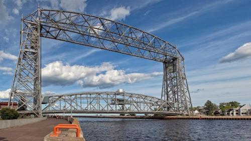 holiday inn express and suites duluth north miller
