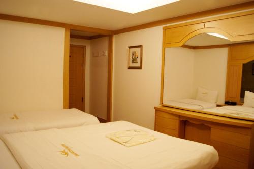 Princess Hotel,Pierrot Strike>>Seoul,2 star