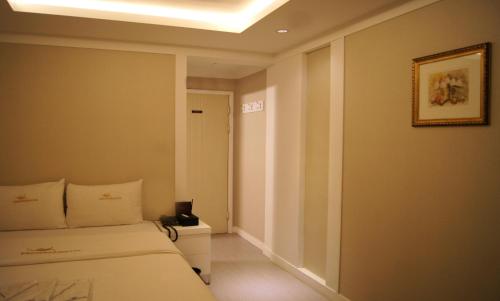 Princess Hotel,Pierrot Strike>>Seoul,2 star