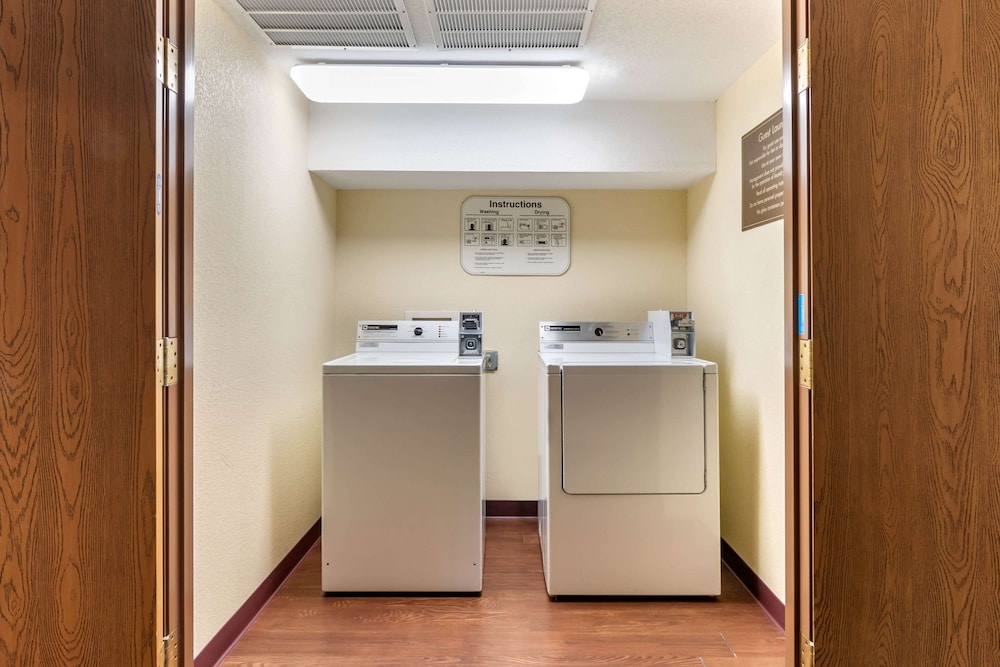 comfort inn sedalia station