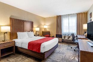 comfort inn sedalia station