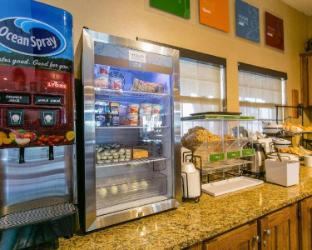 comfort inn sedalia station
