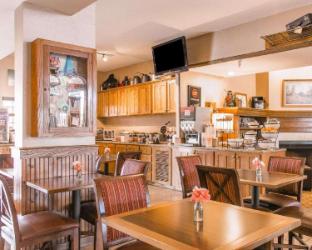 comfort inn sedalia station