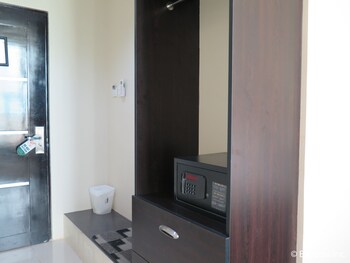 Green Windows Dormitel,Davao City>>Davao,2 star