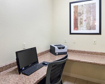 comfort inn i 20 midland stanton