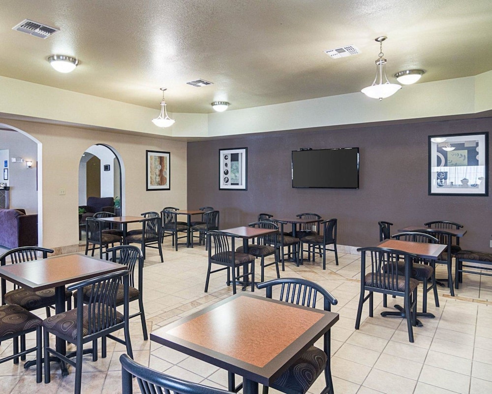 comfort inn i 20 midland stanton