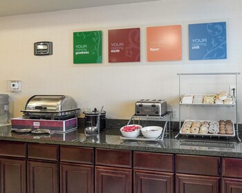 comfort inn i 20 midland stanton
