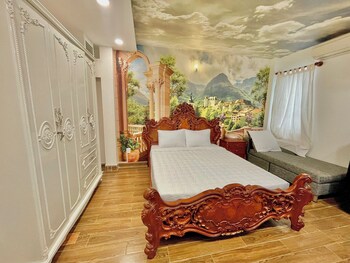 sakura hostel saigon