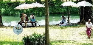suanphet riverview resort