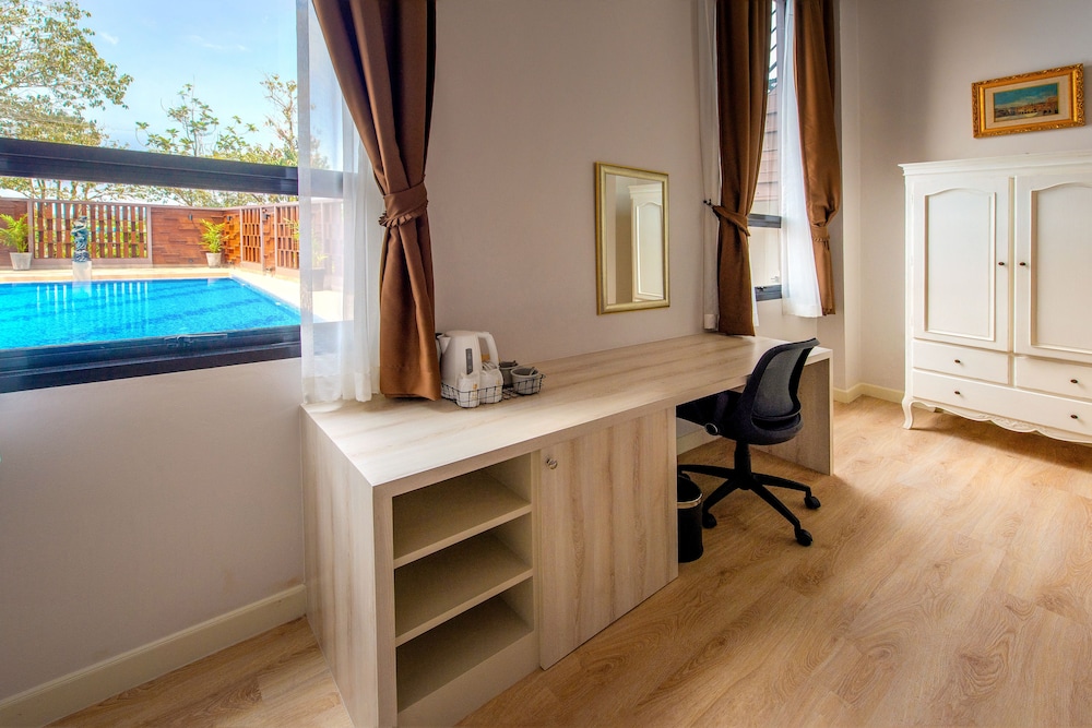 farmhouse hotel ranong