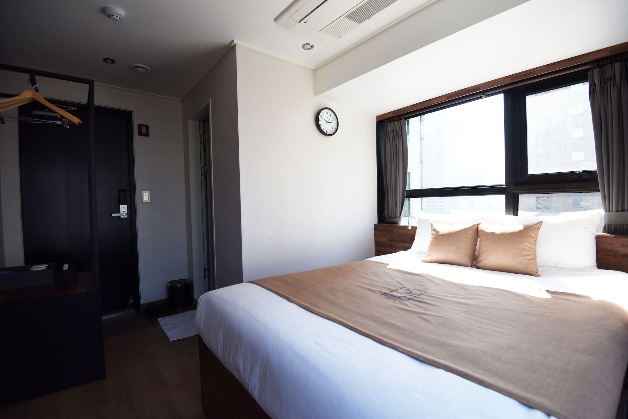 57 myeongdong hostel