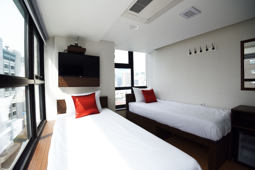 57 myeongdong hostel