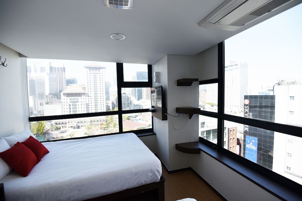 57 myeongdong hostel