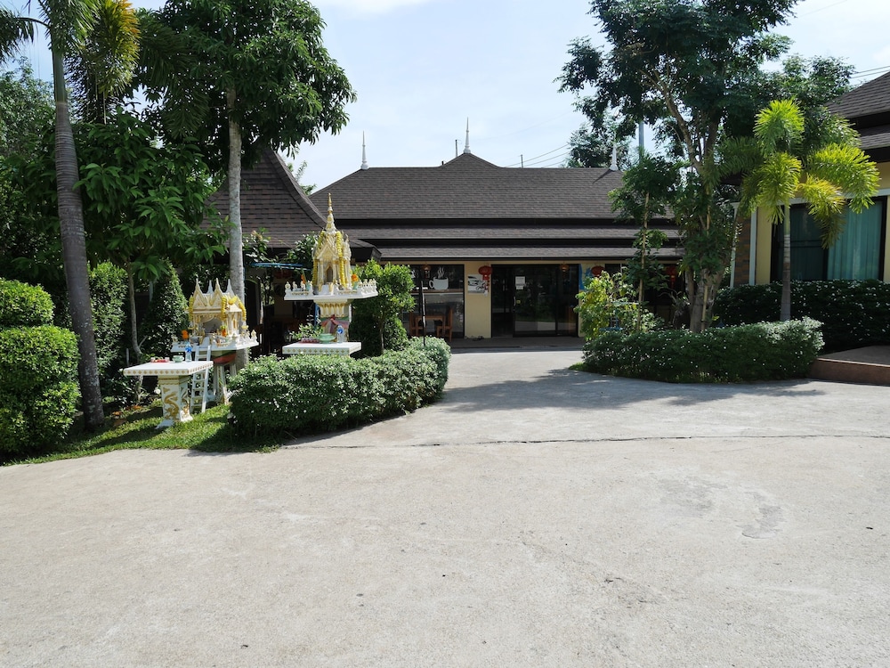 aonang oscar pool villas