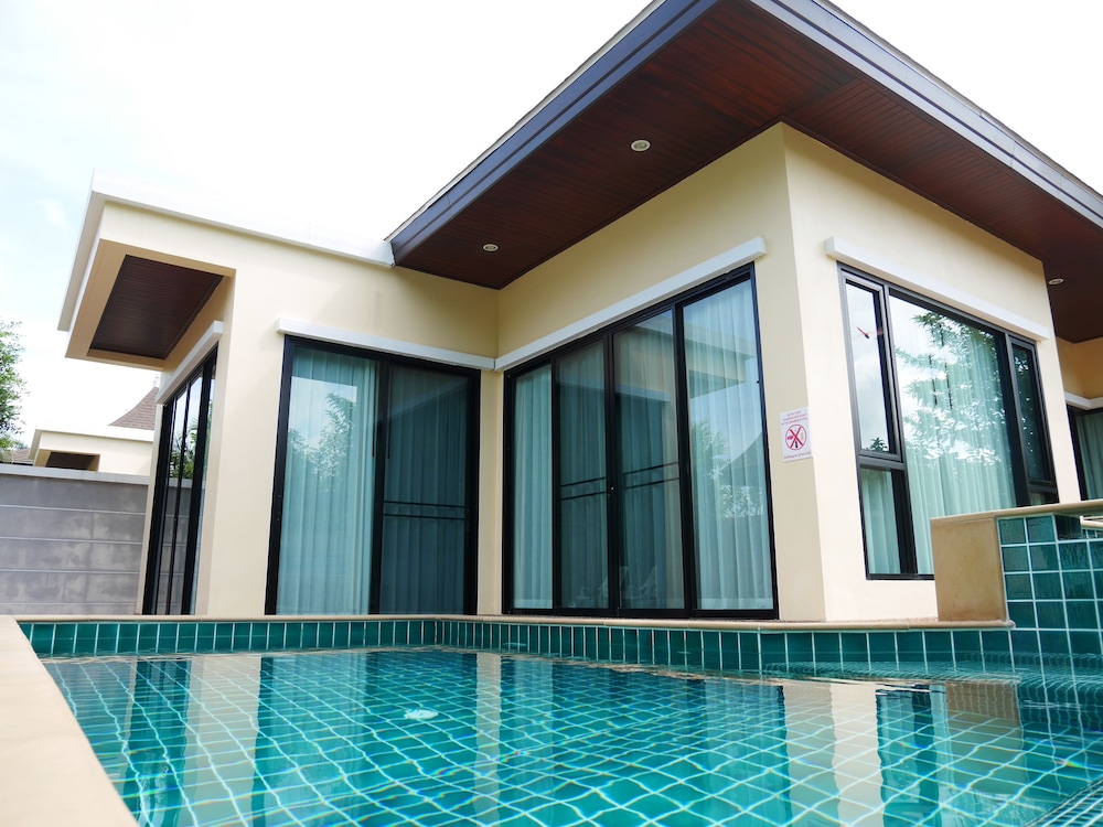 aonang oscar pool villas