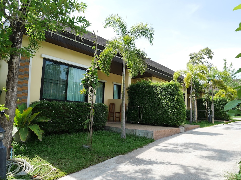 aonang oscar pool villas