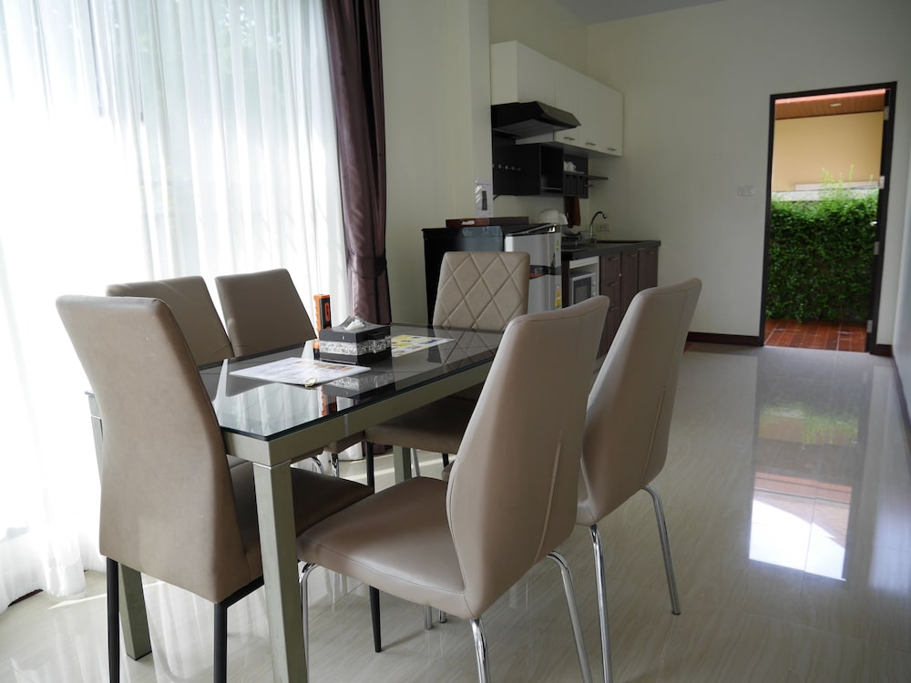 aonang oscar pool villas