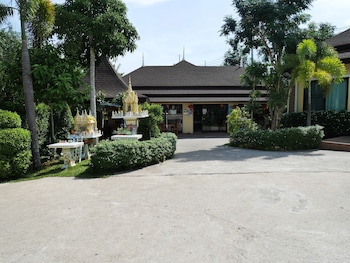 aonang oscar pool villas