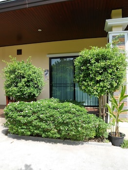 aonang oscar pool villas