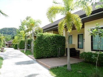 aonang oscar pool villas