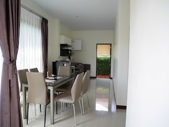 aonang oscar pool villas