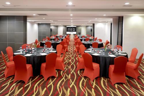 hotel neo palma palangkaraya by aston