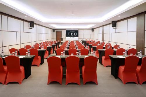 hotel neo palma palangkaraya by aston