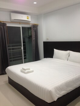 praiyanan place hotel