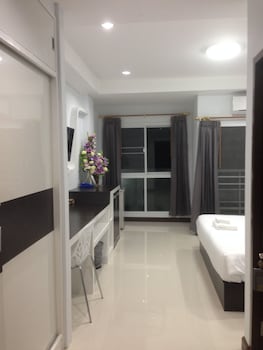 praiyanan place hotel