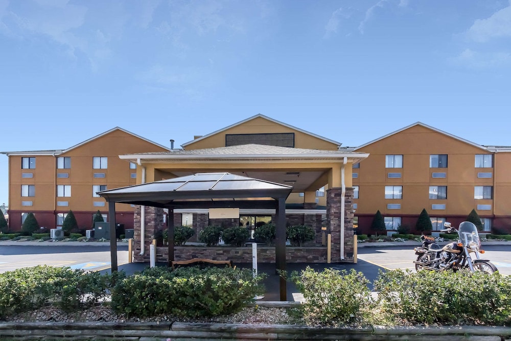 comfort inn nashville west