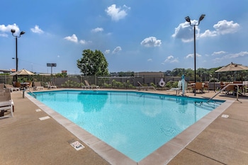 comfort inn nashville west