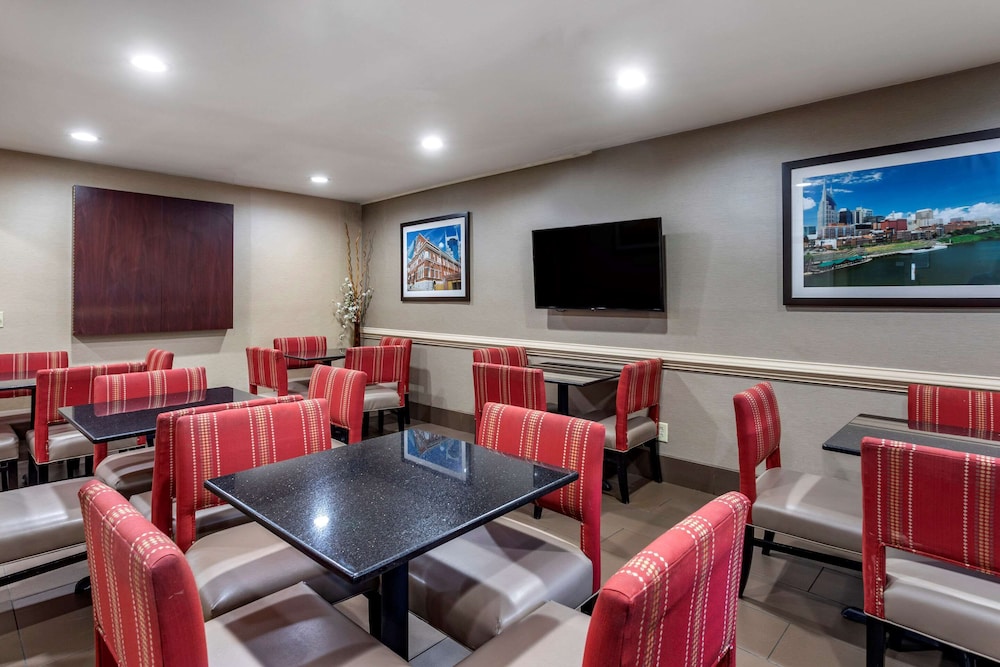 comfort inn nashville west