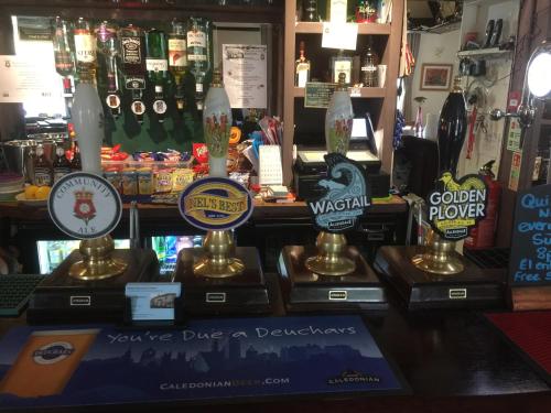 rose and crown