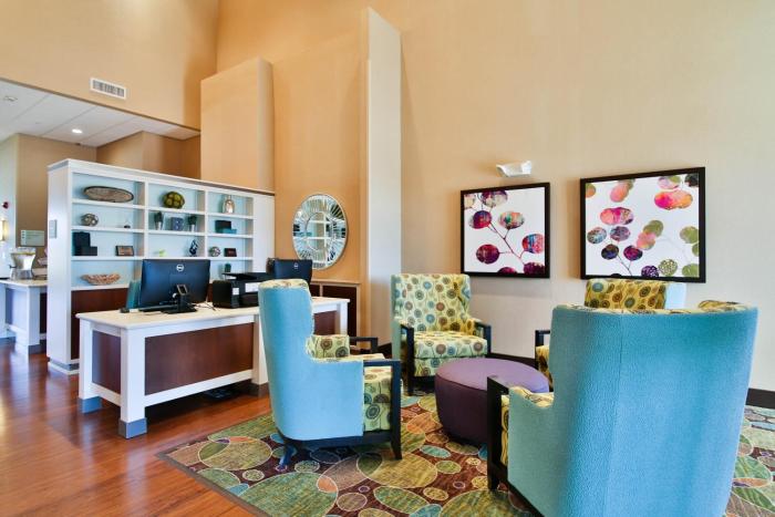 holiday inn bismarck by ihg