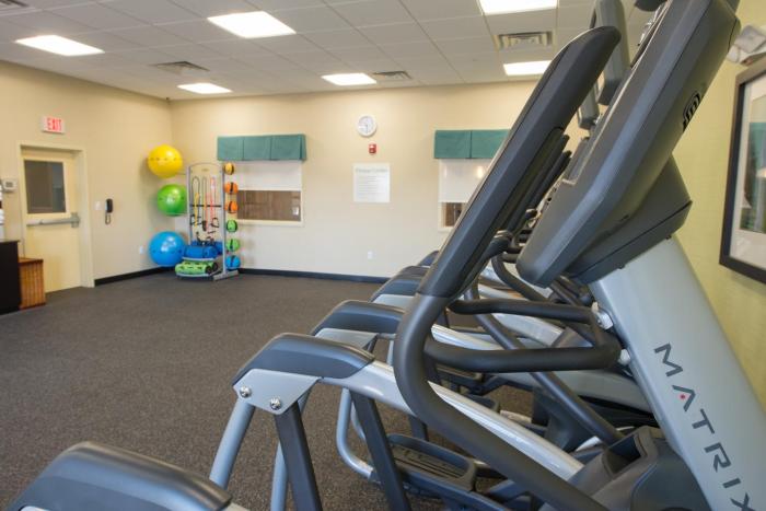 holiday inn bismarck by ihg