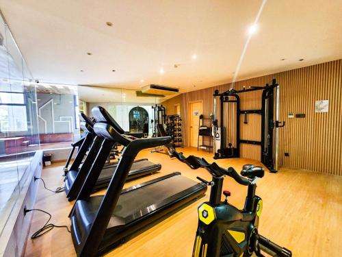 madison 101 hotel and tower