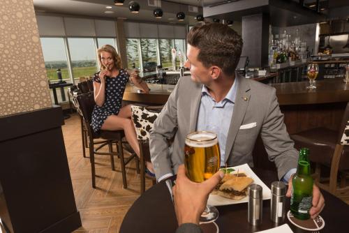 applause hotel by clique