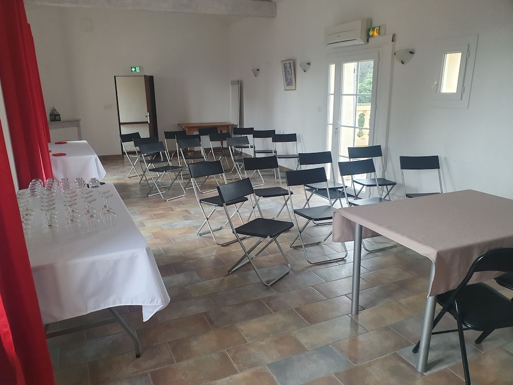 hotel le mas des quintrands