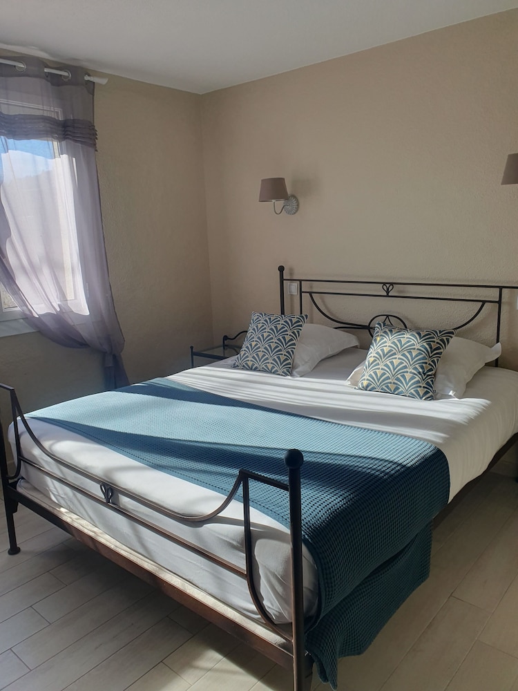 hotel le mas des quintrands