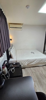 ekonomy hotel incheon