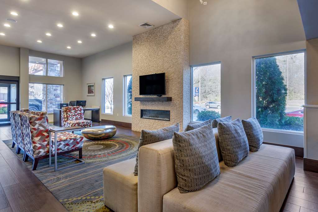 comfort suites nashville airport bna