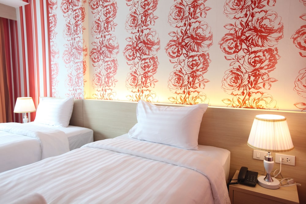 ocean ole hotel patong