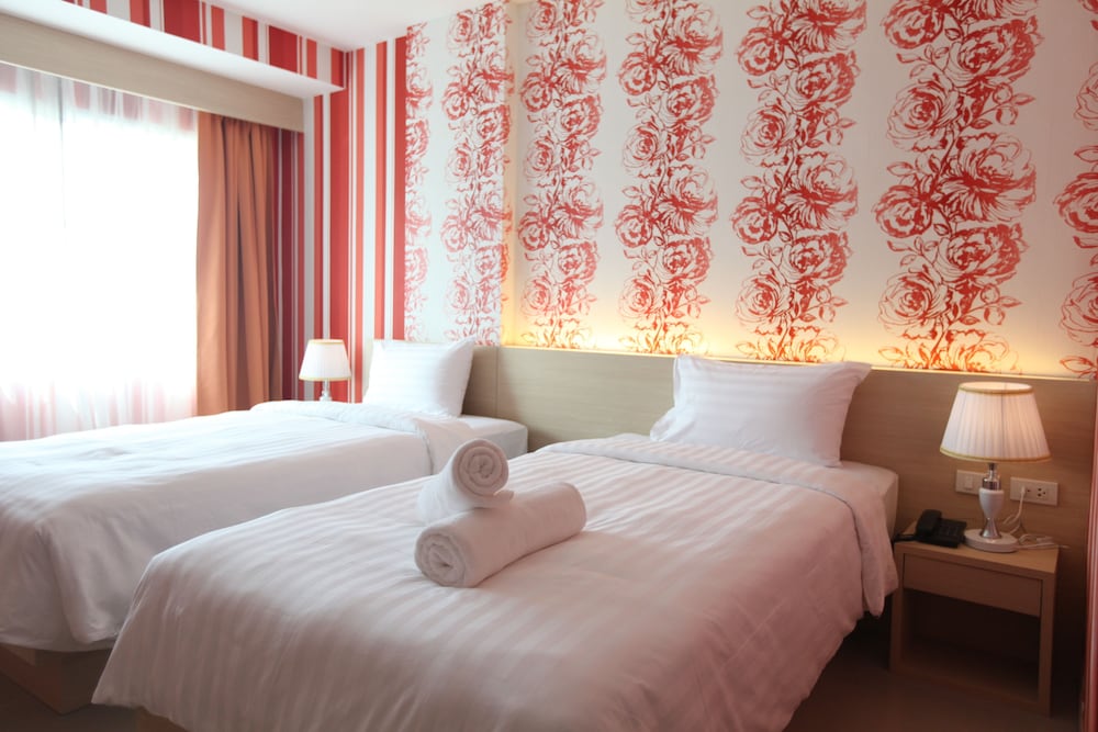 ocean ole hotel patong