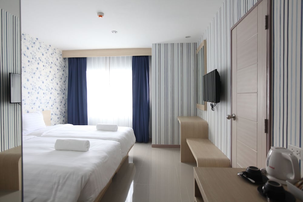 ocean ole hotel patong