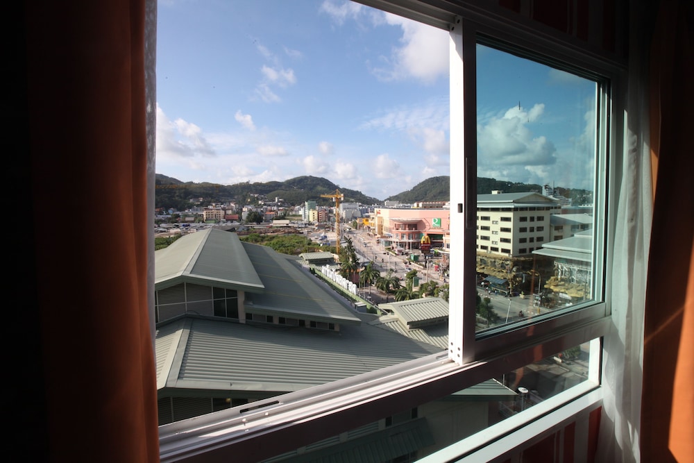 ocean ole hotel patong